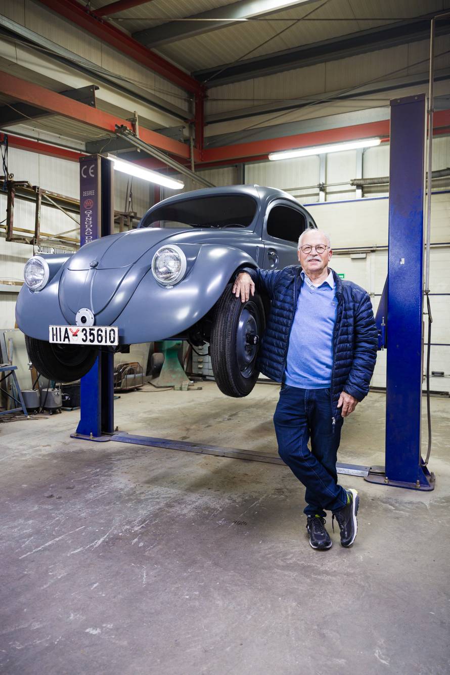  Hessisch Oldendorf: Traugott Grundmann vlasnik je jednog od prvih prototipova VW Bube