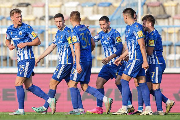 Zagreb: Utakmica 34. kola SuperSport HNL-a NK Lokomotiva - NK Slaven Belupo