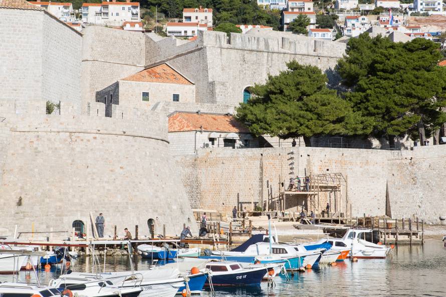Počelo je: Dubrovnik se polako sprema za doček Robina Hooda