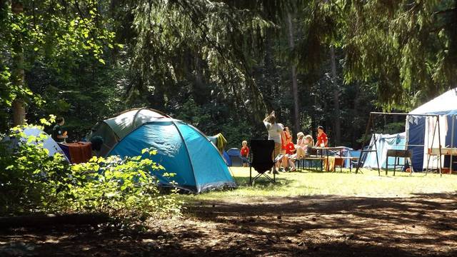 Zabava u prirodi: Ponesite šator i kampirajte u Sv. Ivanu Zelini