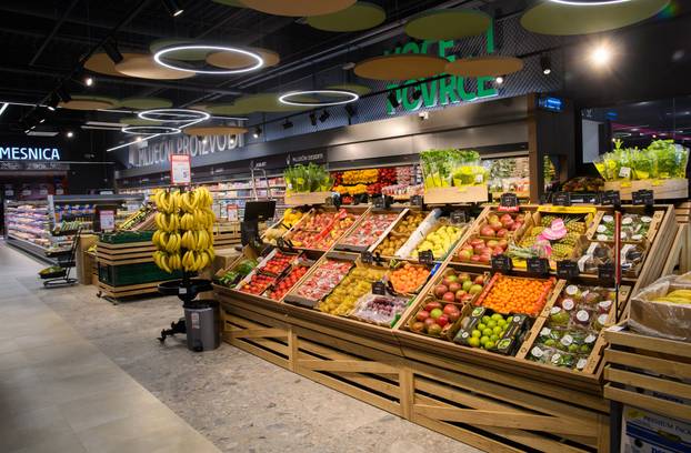 Trogir, 14.05.22 - Otvorenje hipermarketa Tommy i trgovackog centra Spot 