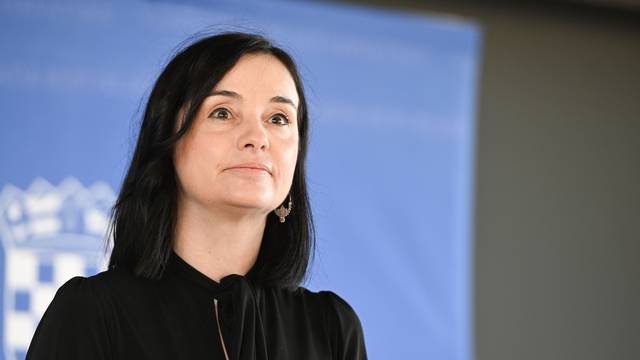 Zagreb: Nakon sjednice Vlade ministrica poljoprivrede Marija Vučković dala je izjavu za medije