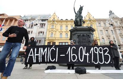 Mirni protest u Zagrebu zbog Ahmića: HVO su ubili 116 civila, među njima i bebu. Žive ih palili