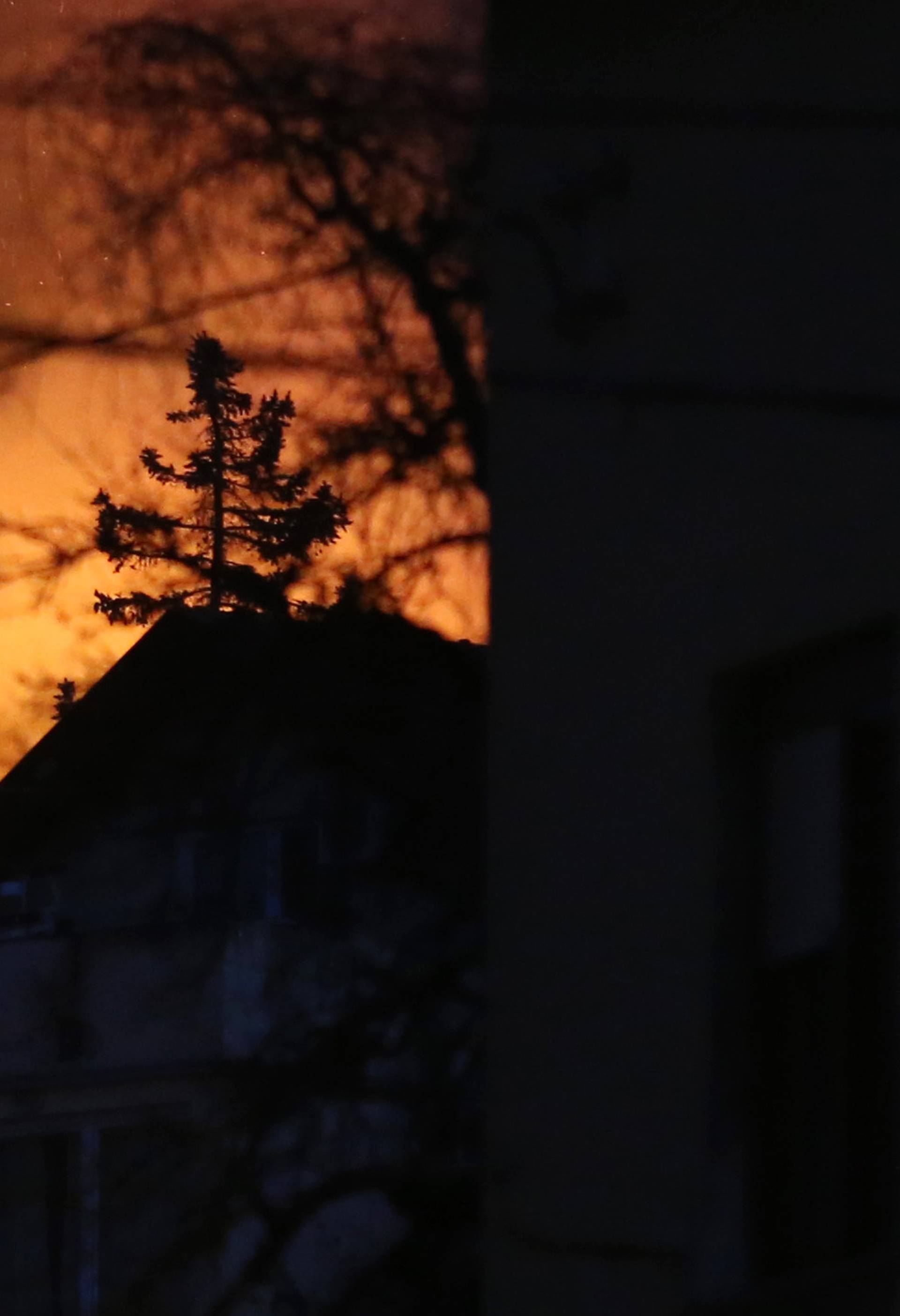 Brzo reagirali: Planula kuća u Zagrebu, nitko nije ozlijeđen
