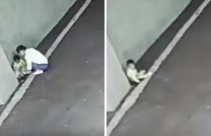 Sve snimile kamere: Majka na cesti ostavila dijete i pobjegla