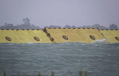 Veneciju su od poplave obranile barijere izgrađene u Brodosplitu