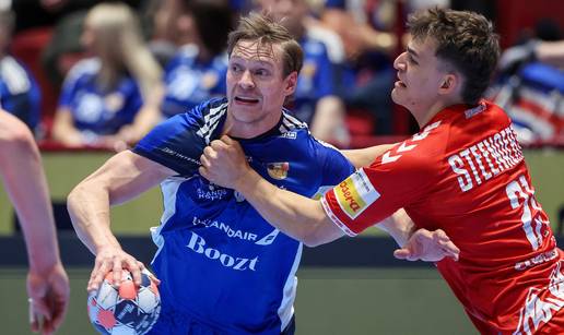 Islandski mediji u o&ccaron;aju: Zagrizli smo otrovnu jabuku i sada vi&scaron;e ne ovisimo sami o sebi...