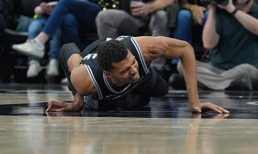 VIDEO Wembanyama briljirao, a onda je grozno pao i ozlijedio se