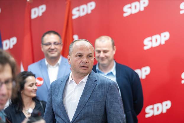 Zagreb: Siniša Hajdaš Dončić dao je izjavu o izbornim rezultatima