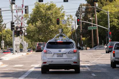 Novi sudar za Googleov auto, po prvi put bilo je i ozlijeđenih 