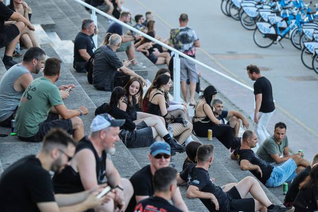 Zagreb: Atmosfera oko Arene uoci koncerta Marilyna Manson.
