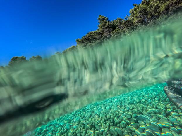 Vela Luka: Podmorje južne strane otoka Korčule