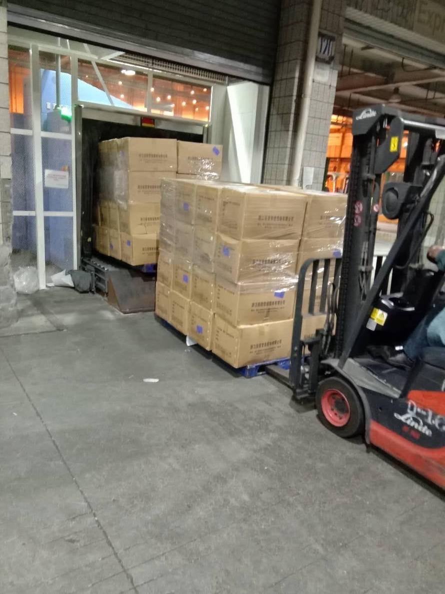 Spremne pošiljke za Hrvatsku: Stiže zaštitna oprema iz Kine