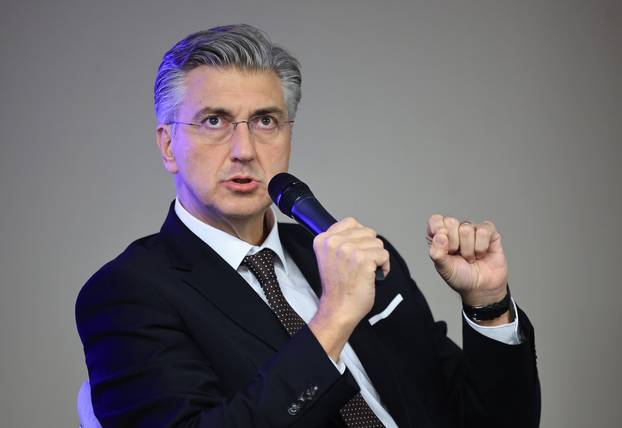 Zagreb: Andrej Plenković sudjelovao je na tribini Zajednice poduzetnika i obrtnika HDZ-a