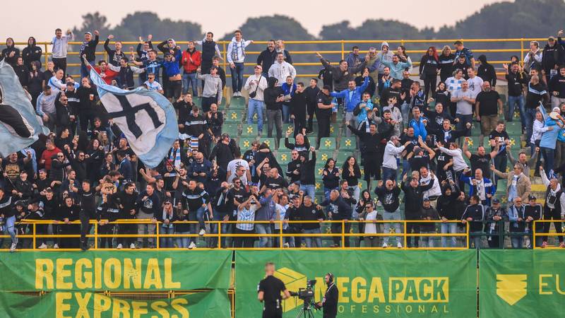 Armada napustila stadion u Puli usred utakmice. Otkriveno zašto