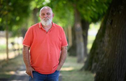 Zapalili su mu kuću, a nakon Oluje se vratio u Petrinju: 'Ušli su u grad i napravili s*anje'