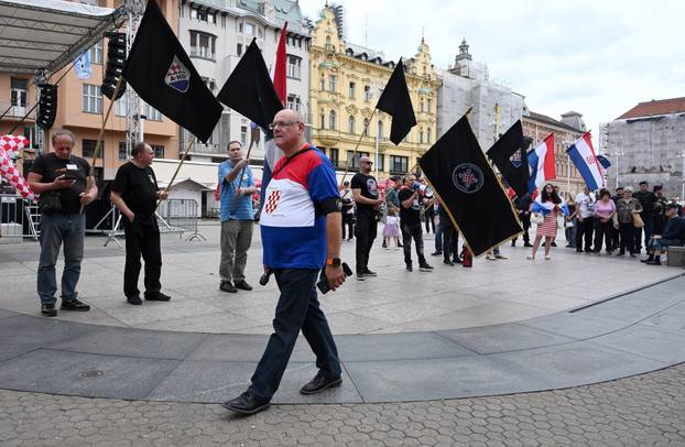 Zagreb: 25. Povorka ponosa LGBTIQ zajednice "Korak po korak, iskorak!"