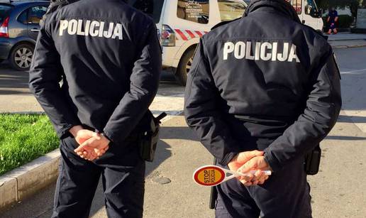 Mladića privela policija jer nije imao osobnu, uzeli mu i mobitel