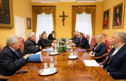 Bozanić i Tomašević razgovarali o imovinsko-pravnim odnosima između Grada i nadbiskupije