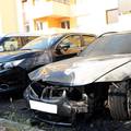 BMW izgorio na parkiralištu u Karlovcu, nitko nije ozlijeđen