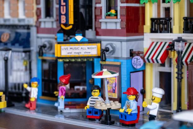 FOTO Feminnemka Pamela kod kuće napravila mali Legoland: Zavirite u njen šareni svijet