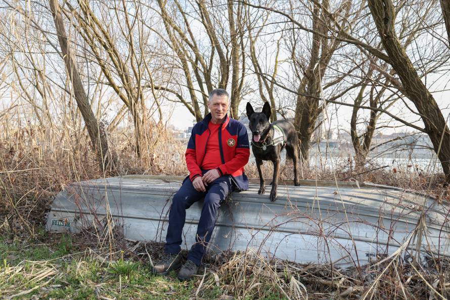 24SATA  Osijek: Pas Luna osječkog HGSS-a - Ponos Hrvatske 