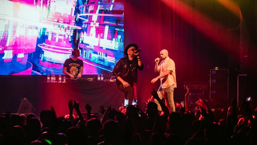 Krankšvester opet u Tvornici Kulture: 'Ljubavi neće faliti...'