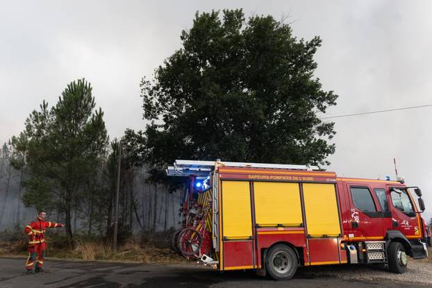 Wildfires rage in southern France