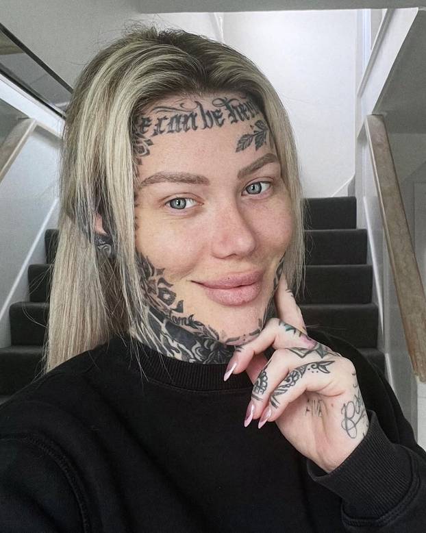 FOTO Becky ponestaje mjesta za tetovaže: Najbolnije mjesto za tetovažu? Nije ono što mislite...