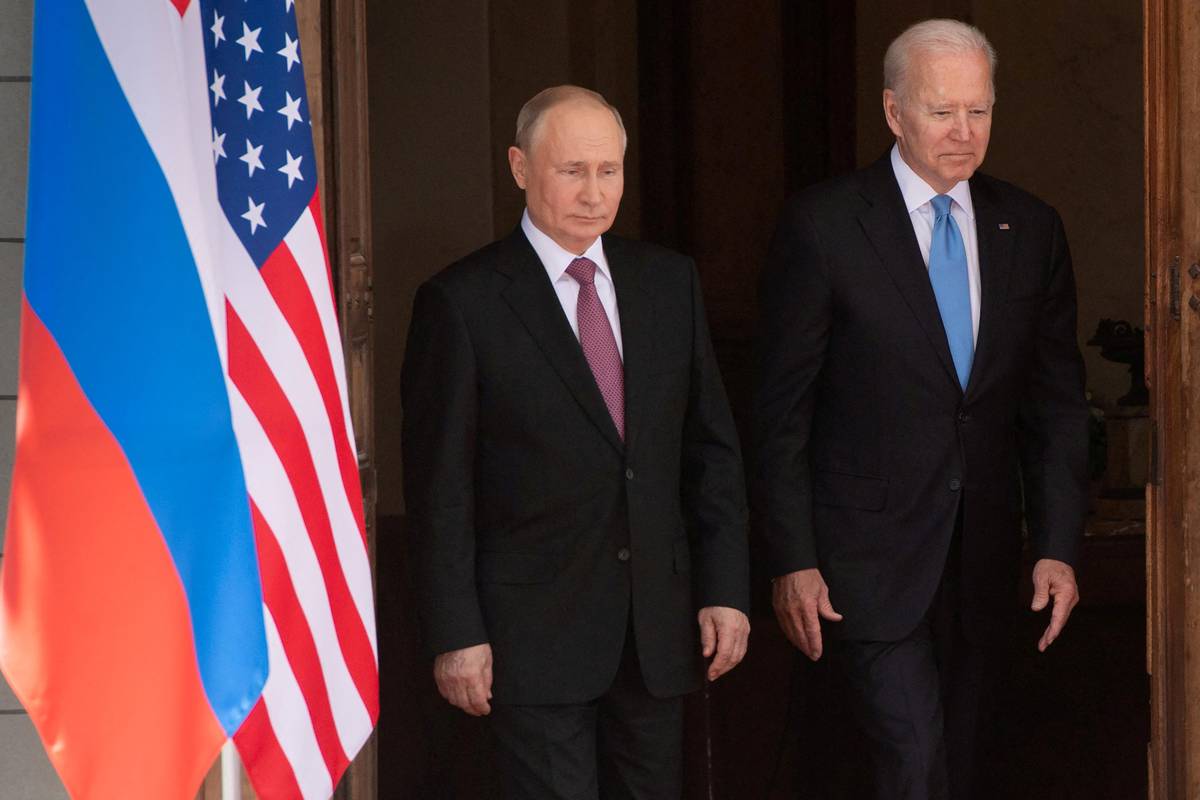 Biden prijeti Putinu sankcijama ako Rusija napadne Ukrajinu