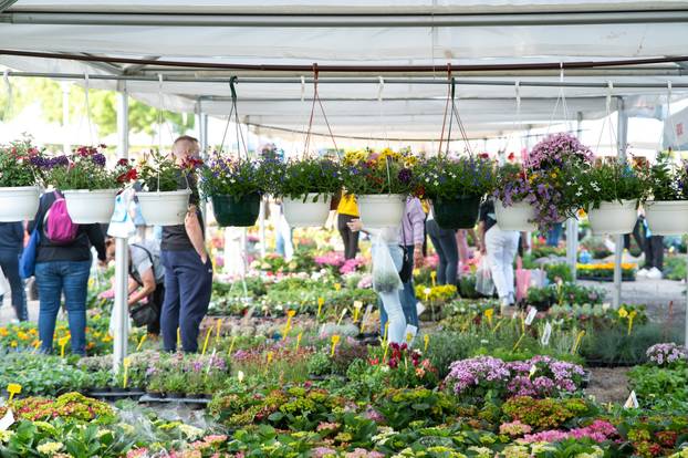 Zagreb: Brojni građani posjetili Floraart na Bundek