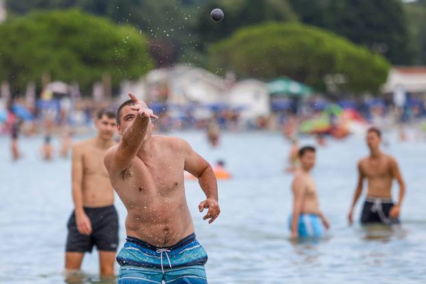 Medulin: Turnir u piciginu na medulinskoj plaži Bijeca