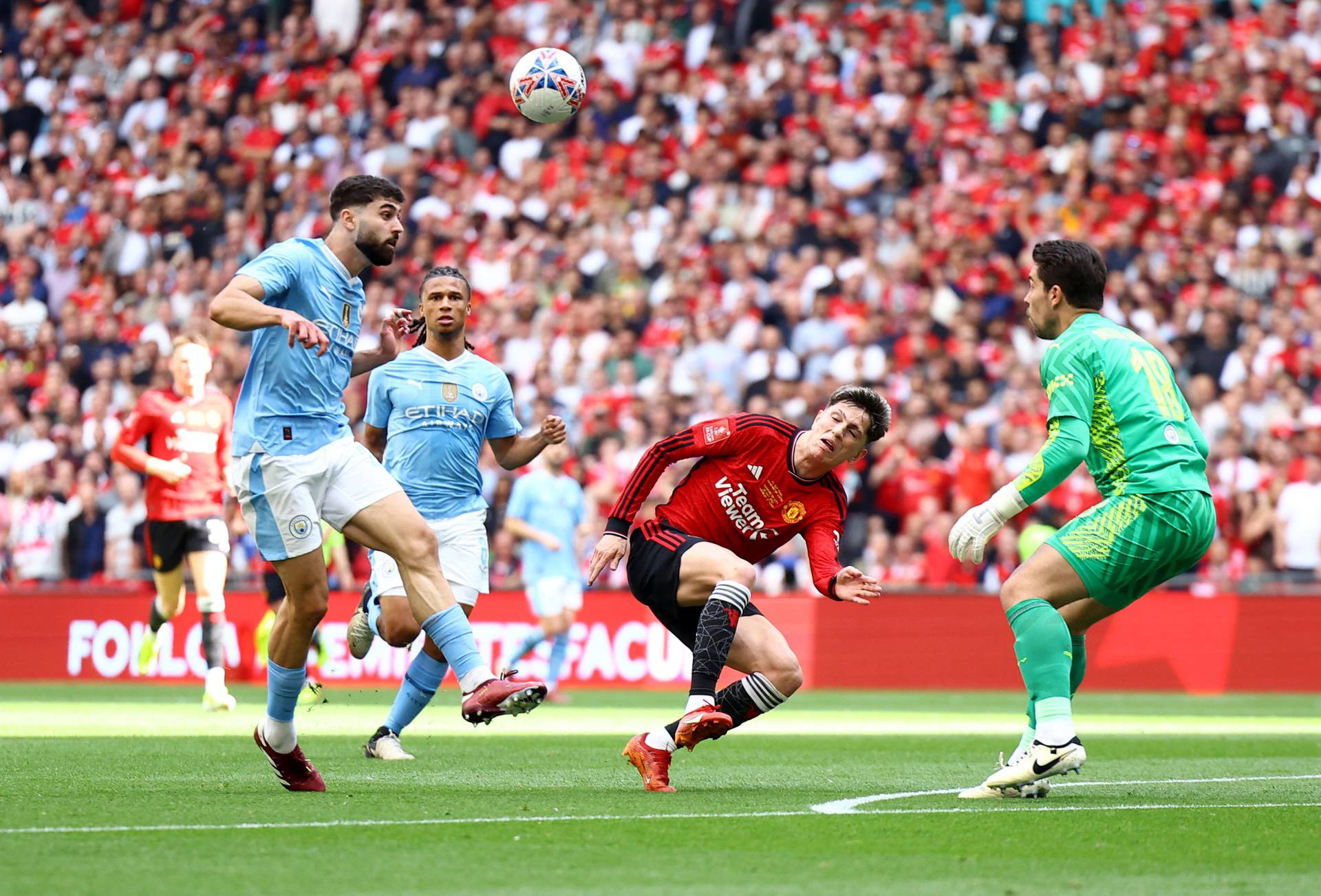 FA Cup - Final - Manchester City v Manchester United