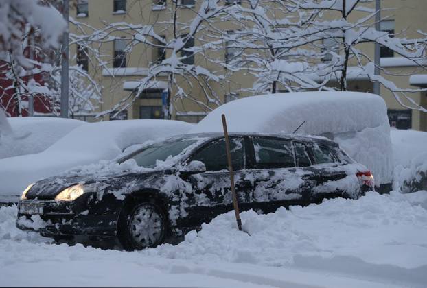 ARHIVA - Zagreb je 14. sije?nja 2013. bio zatrpan snijegom