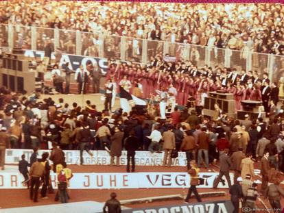 Ekskluzivne fotografije: Ovako je Maksimir na današnji dan 1982. slavio naslov prvaka...