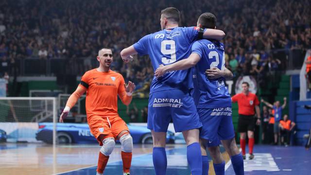 Zagreb: Peta utakmica finala HMNL između Futsal Dinama i Olmissuma