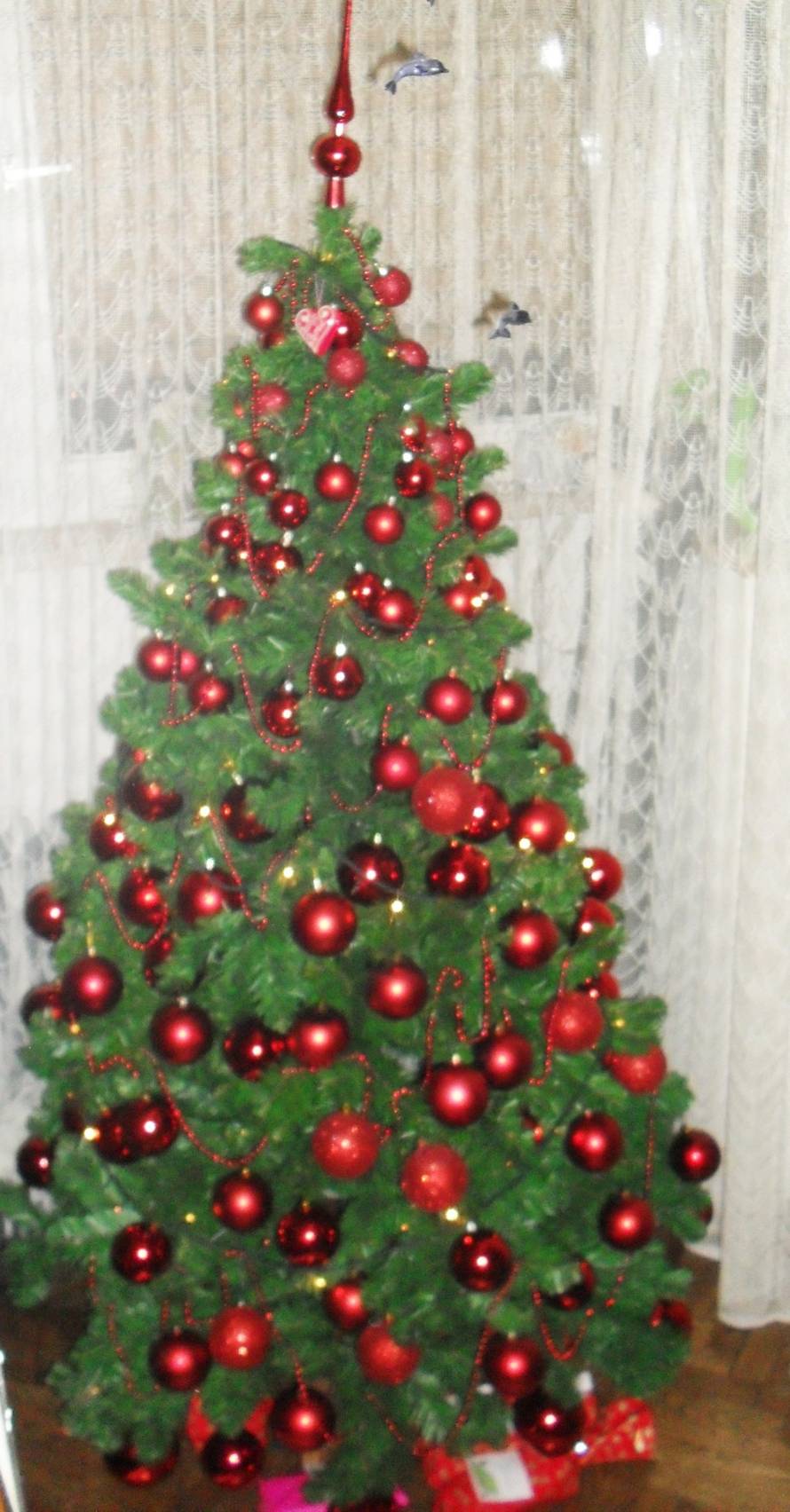 Šaljite fotografije božićnih jelki i osvojite vrijednu nagradu...