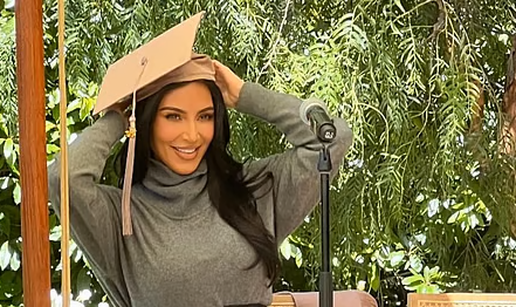 Kim Kardashian nakon 6 godina završila pravo: 'Pa taj program traje tri godine, nesposobna je!'