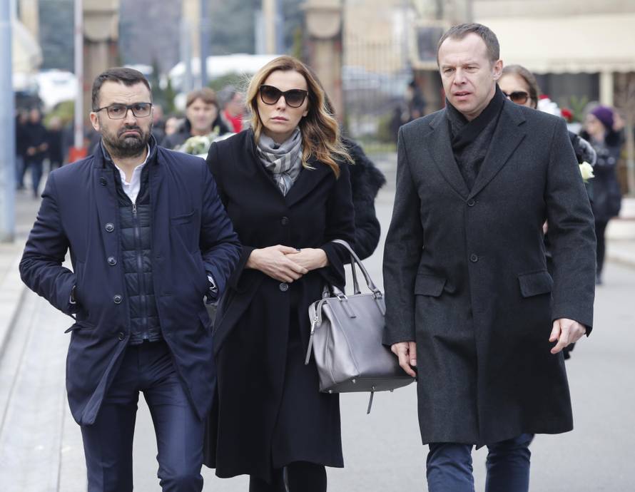 Sahranili su Glogovca: Njegov otac i sin predvodili su obred