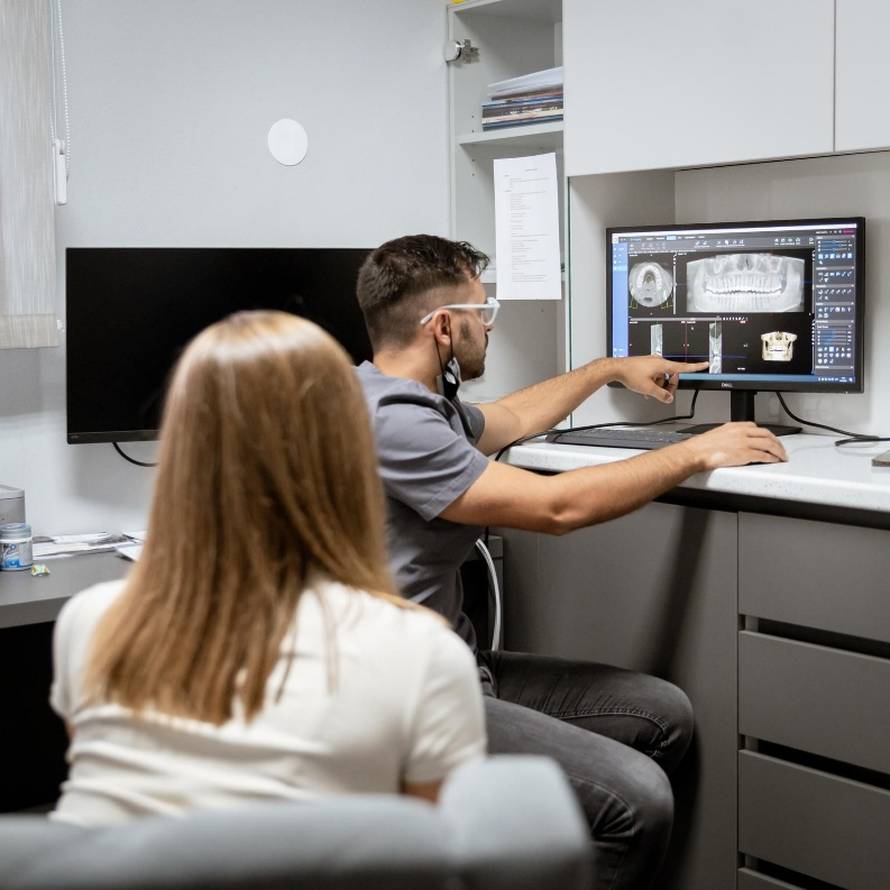 Što očekivati od prvog pregleda kod stomatologa?