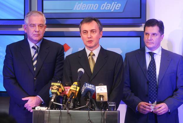 ARHIVA - 2007. Zagreb: Miroslav Škoro i Dino Rađa postali novi članovi HDZ-a