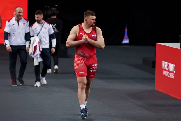 Zagreb: Nakon operacije kuka Marko Milanović natječe se u Areni na turniru u hrvanju 