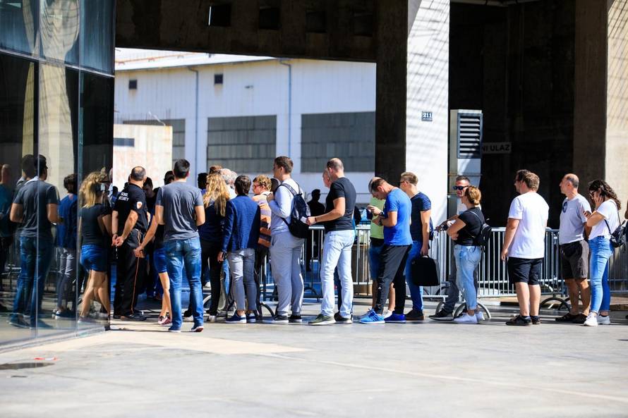 Split: PoÄela prodaja ulaznica za utakmicu Hrvatska - MaÄarska