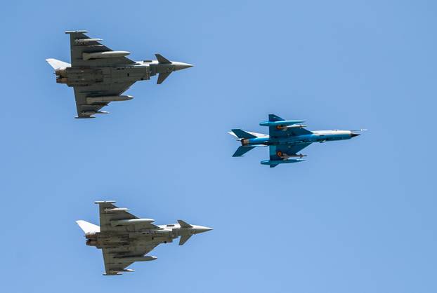 Air force chiefs of Germany and Great Britain in Romania