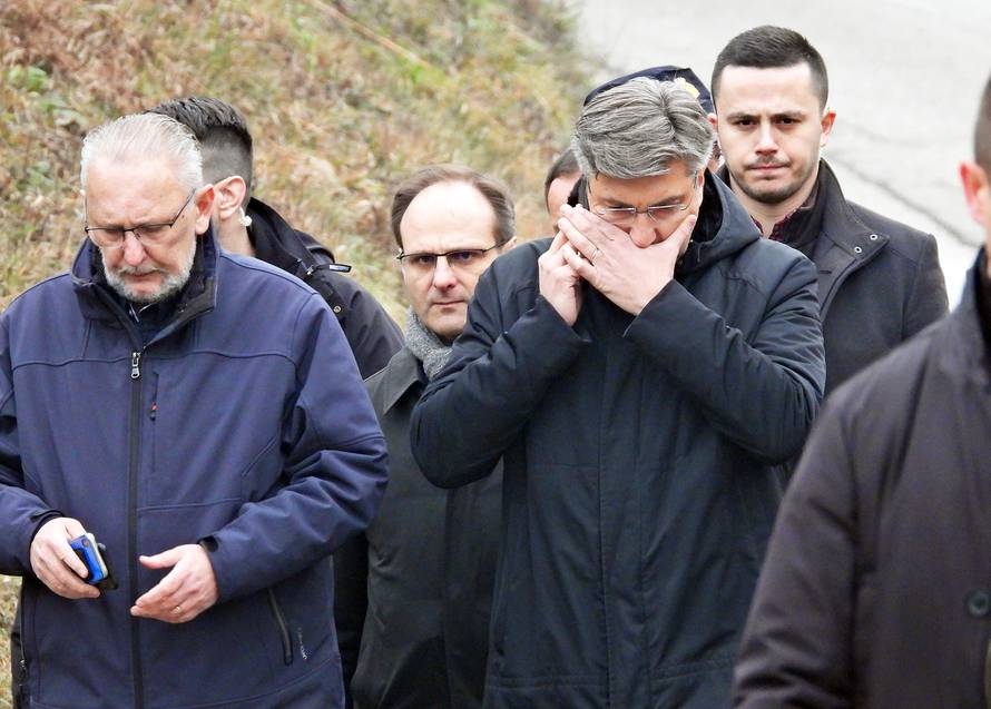 Zaposlenica doma: Korisnici ne žele da ih se preseli od nas