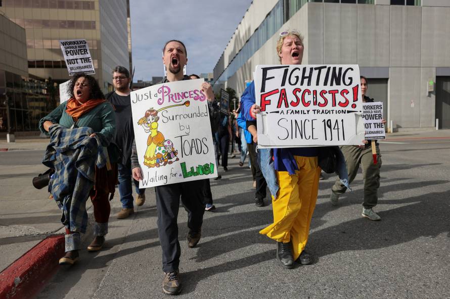 Protests in Anchorage, Alaska after Trump-Putin meeting.