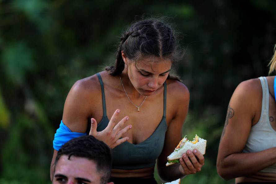 Za sendviče dali su sve: Plavi tim pomeo je pod s crvenima i odnio pobjedu rezultatom 8:1