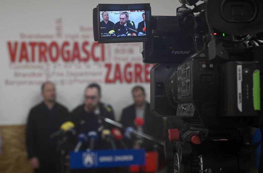 Zagreb: Izvanredna konferencija za medije gradonačelnika Zagreba Tomislava Tomaševića