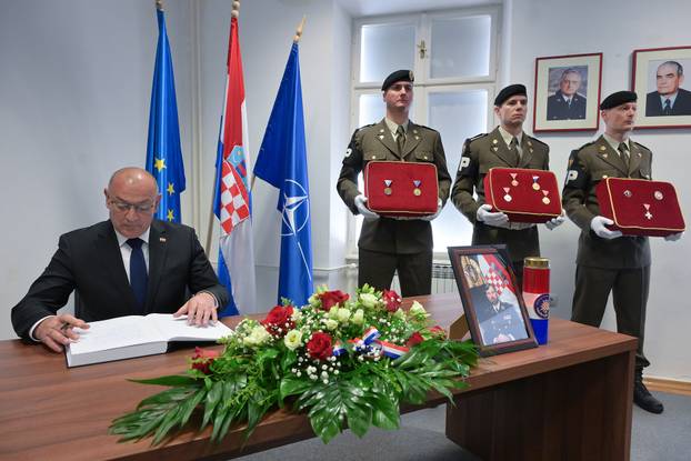 Zagreb: U organizaciji Hrvatskog generalskog zbora održana je komemoracija za Matu Laušića