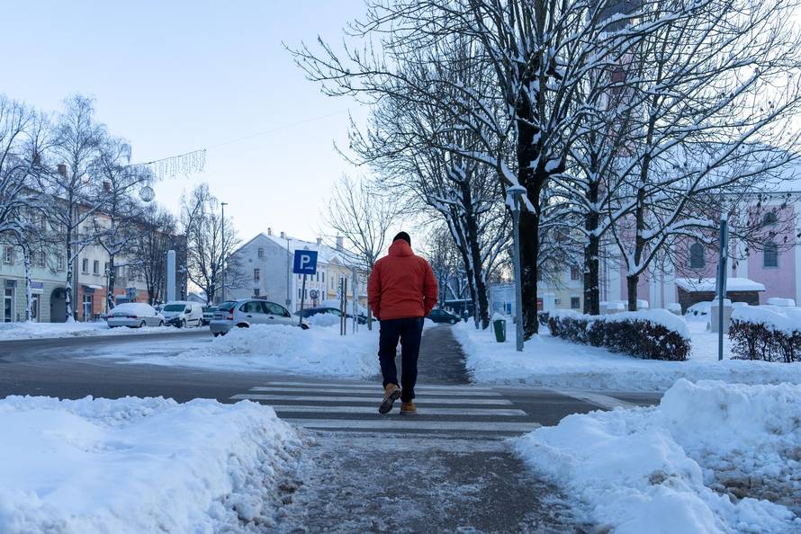 Otočac se probudi na -17 stupnjeva 